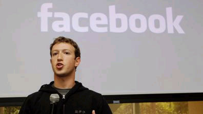 CEO trẻ tuổi Mark Zuckerberg của Facebook