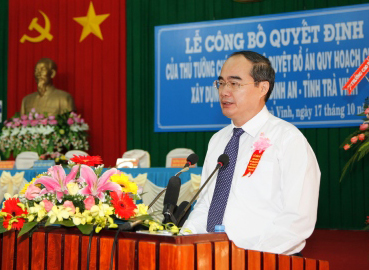 Phó Thủ tướng Nguyễn Thiện Nhân: Tỉnh Trà Vinh đang có điều kiện rất thuận lợi để phát triển kinh tế-xã hội với hệ thống giao thông đường bộ, đường thủy và khu kinh tế Định An.